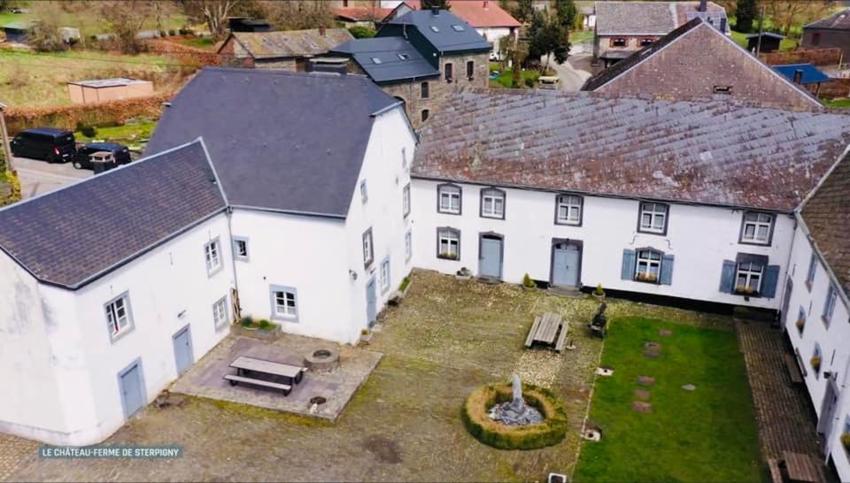 Manoir De Sterpigny, Chateau-Ferme 17Eme Siecle Gite La Tour Gouvy Buitenkant foto